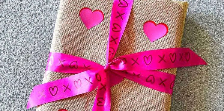 Lav dit eget valentins gavepapir med Easyweed