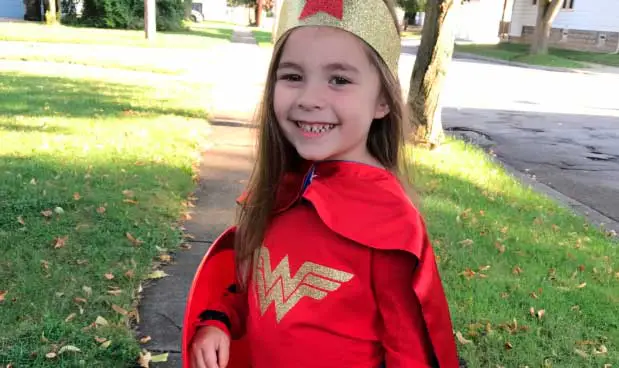Lav et nemt wonder woman-kostume Lav et nemt wonder woman-kostume