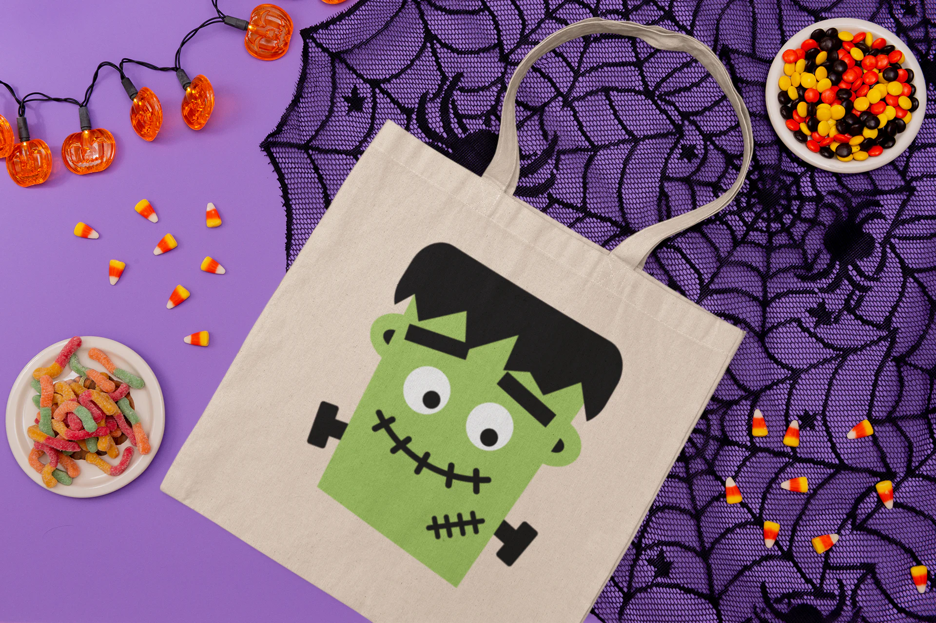 Lav et Frankenstein strygemærke til Halloween