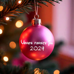 Vores første jul med årstal klistermærke til julekugle Vores første jul med årstal klistermærke til julekugle